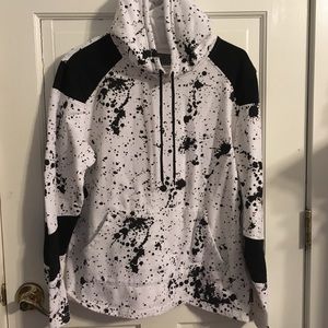 Brooklyn Cloth Size Medium Black Splattered Hoodie
